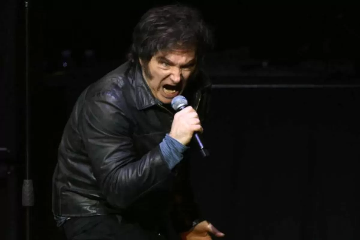 Milei volvió a tensar el vínculo con artistas tras indignarse por una parodia de La Renga en Luján