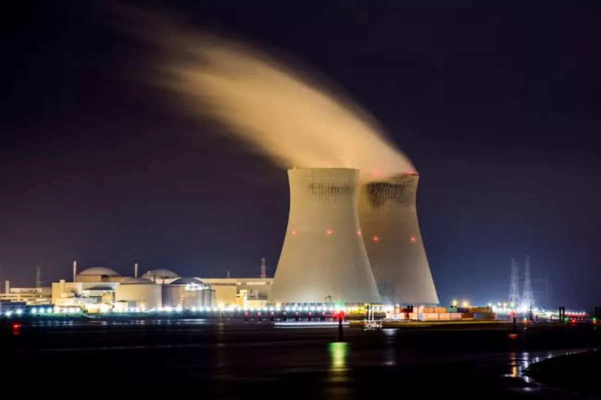 INVAP enfrenta en R&iacute;o Negro un fuerte reclamo por los acuerdos que rodean al reactor ACR-300 de Milei