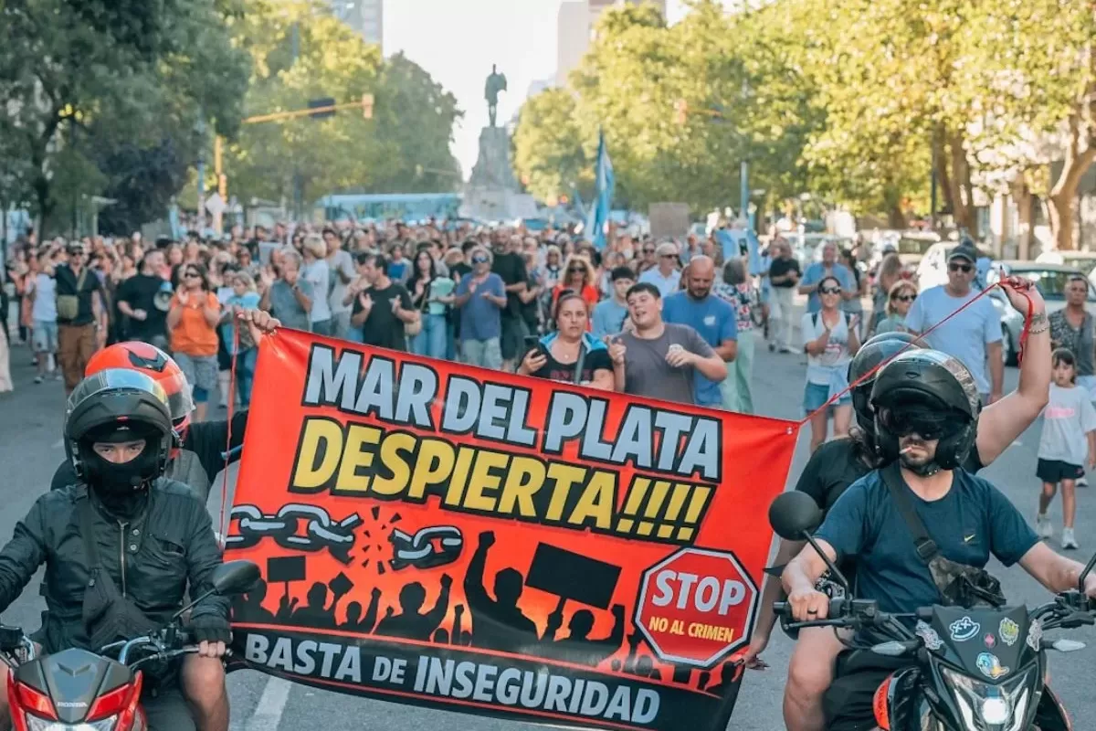 Denuncian a la c&uacute;pula policial de Mar del Plata por presunta agresi&oacute;n a jubilados que reclamaban mejoras salariales