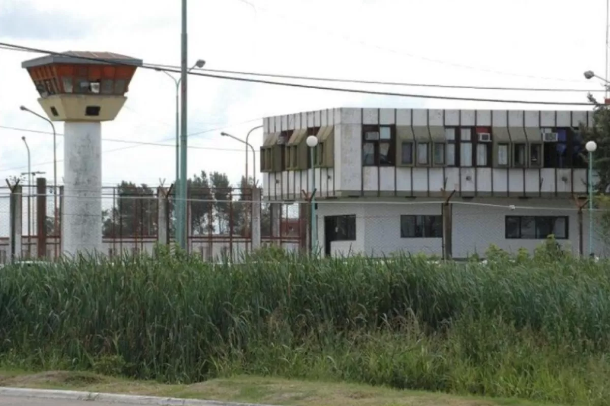 Tras un traslado cuestionado, una agente denunci&oacute; en Jun&iacute;n abuso sexual y violencia institucional en la Unidad 13