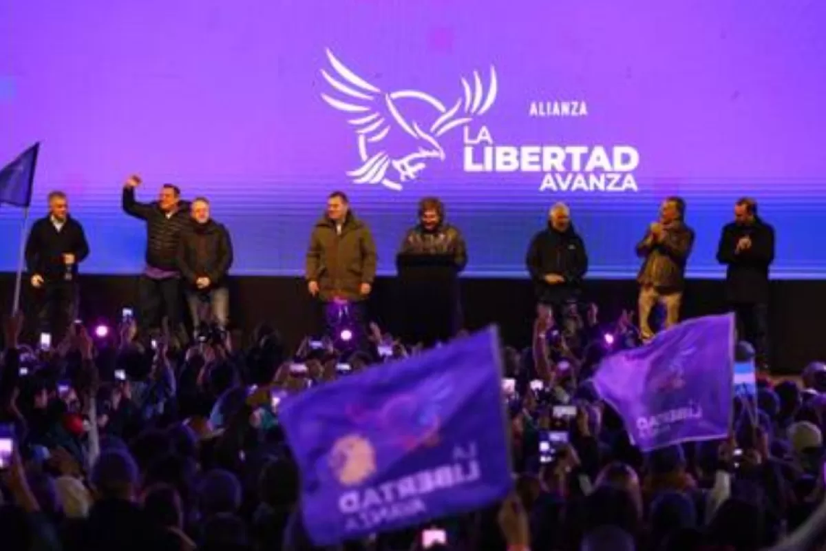 Dirigentes de Milei quedaron bajo presi&oacute;n tras versiones sobre acuerdos ocultos con sectores cercanos a Sergio Massa