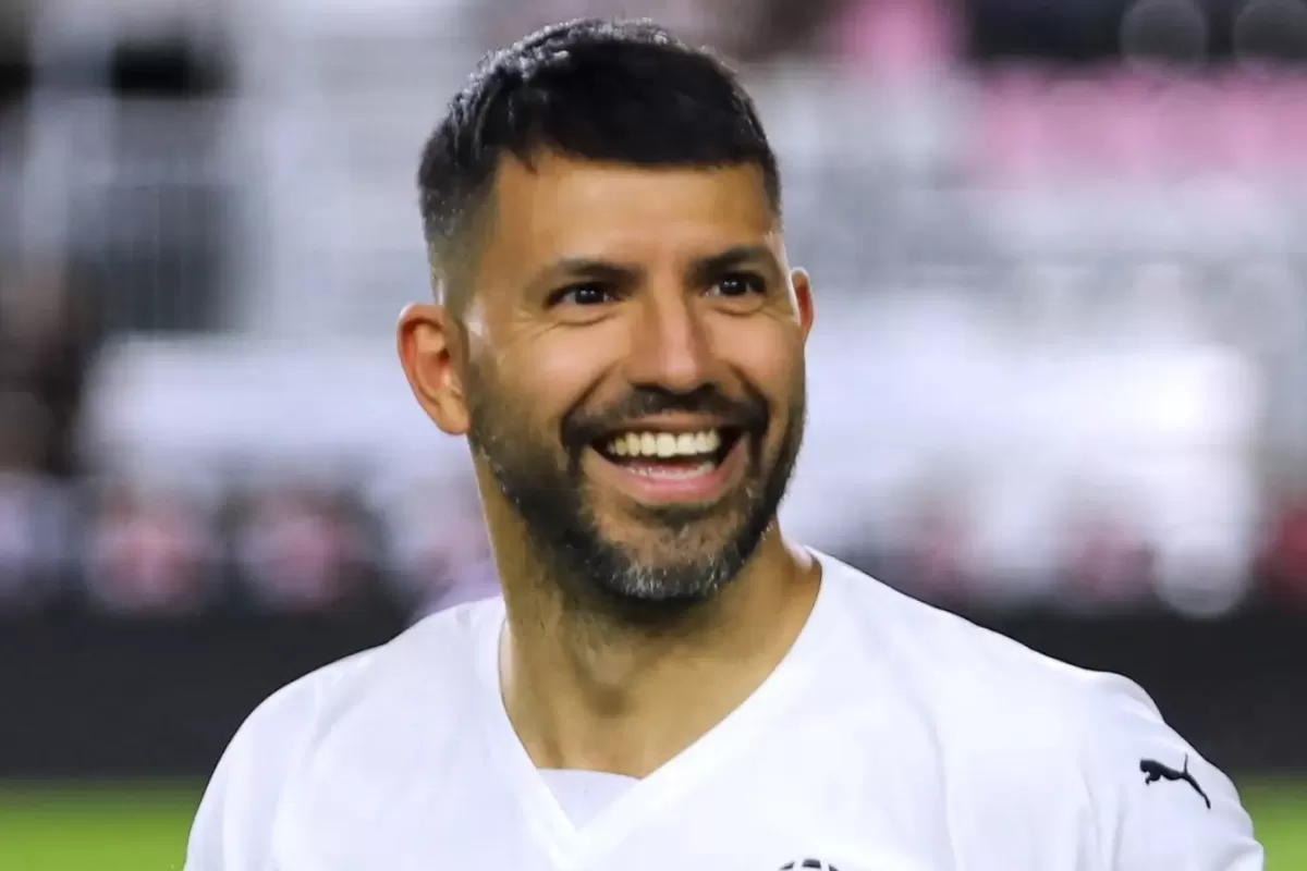 Suben los decibeles entre el Kun Agüero y Coscu en ESPN