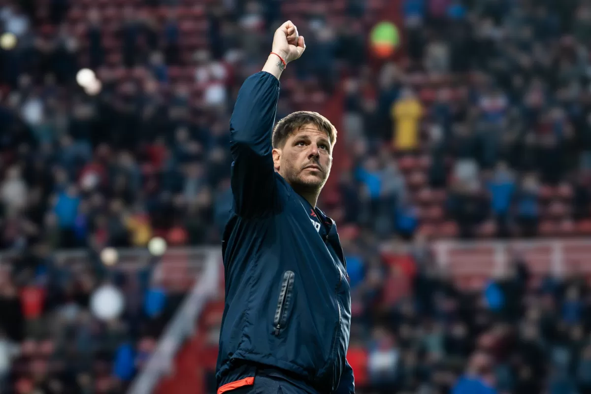 San Lorenzo profundiza su conflicto por deudas y Ayude respalda al plantel