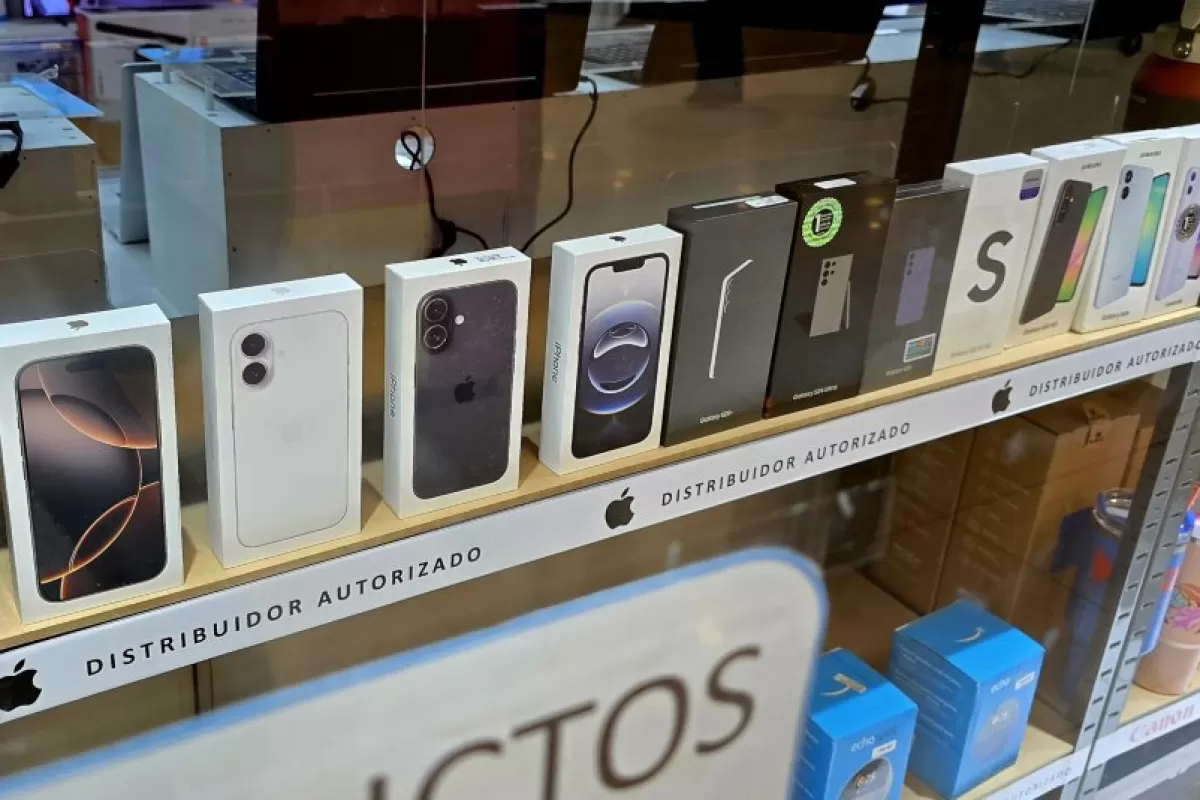 El Gobierno elimina aranceles a celulares e impulsa una fuerte baja en el precio de electrodomésticos importados