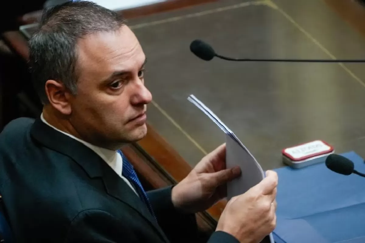 Pettovello y Quirno, los nombres que suenan para reemplazar a Adorni si deja la Jefatura de Gabinete