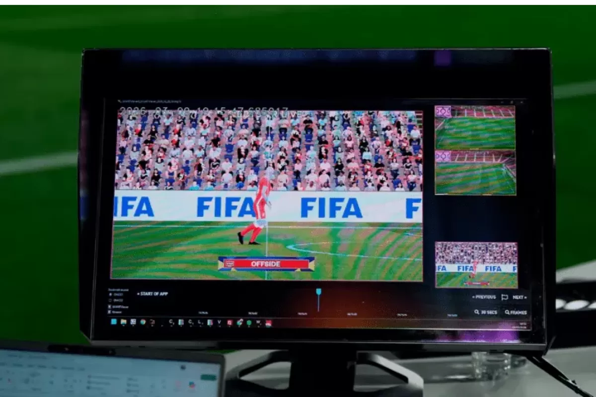 El VAR semiautom&aacute;tico est&aacute; cada vez m&aacute;s cerca de debutar en el f&uacute;tbol argentino