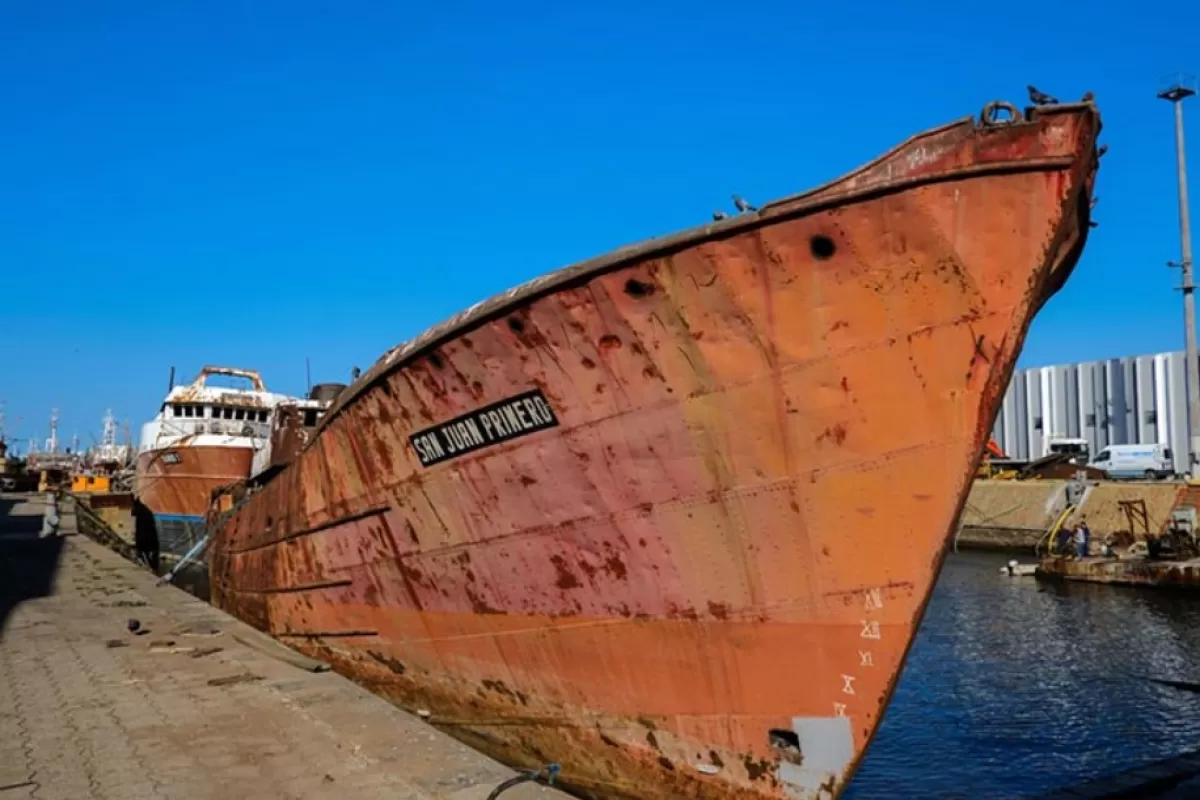Sin estudios ni gesti&oacute;n de residuos, el desguace en Mar del Plata queda envuelto en sospechas ambientales