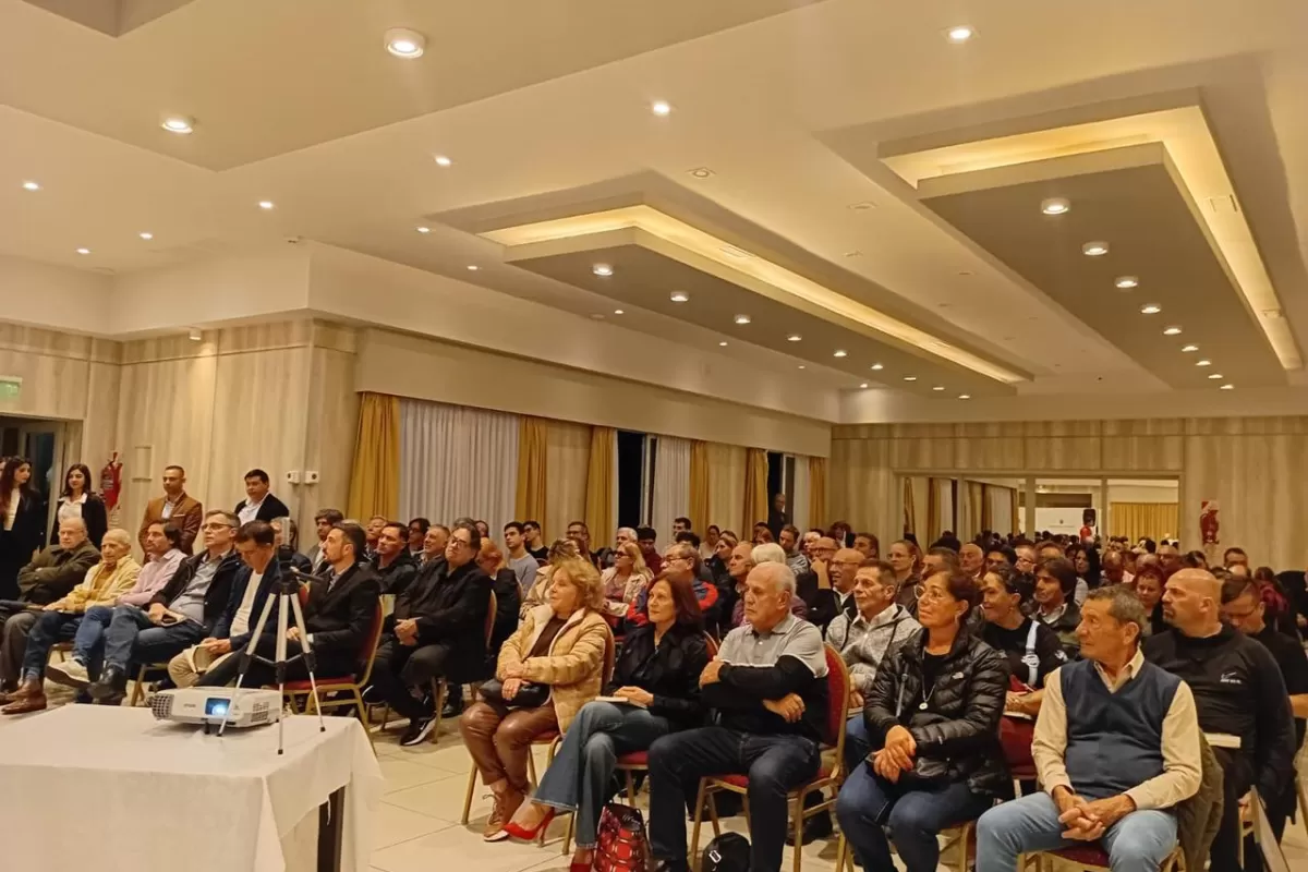 Duhalde en Mar del Plata: “Es una vergüenza lo que está pasando en Argentina”
