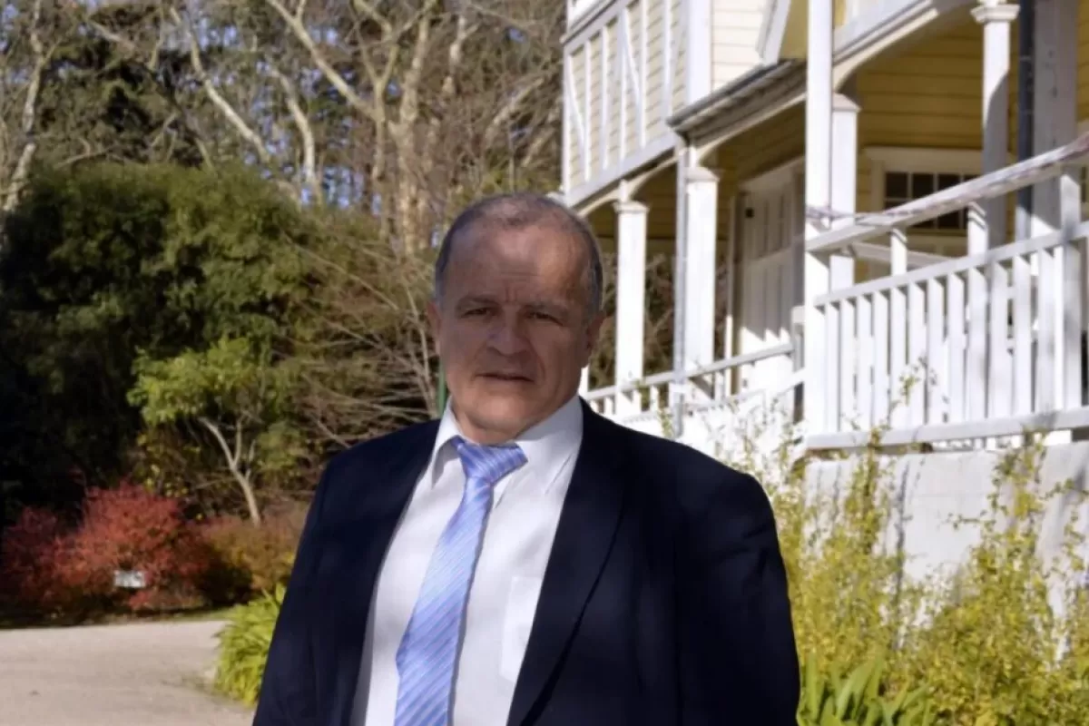 Incorporaci&oacute;n de Julio Razona a Abogados por la Libertad y ofensiva legal contra la vacunaci&oacute;n obligatoria