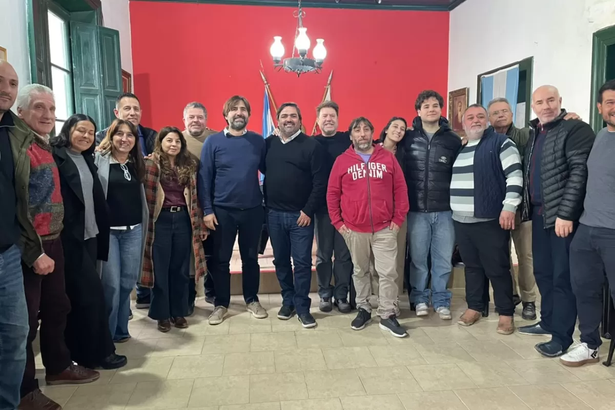 La UCR Dolores expres&oacute; que la oposici&oacute;n es el justicialismo y que no existen los libertarios