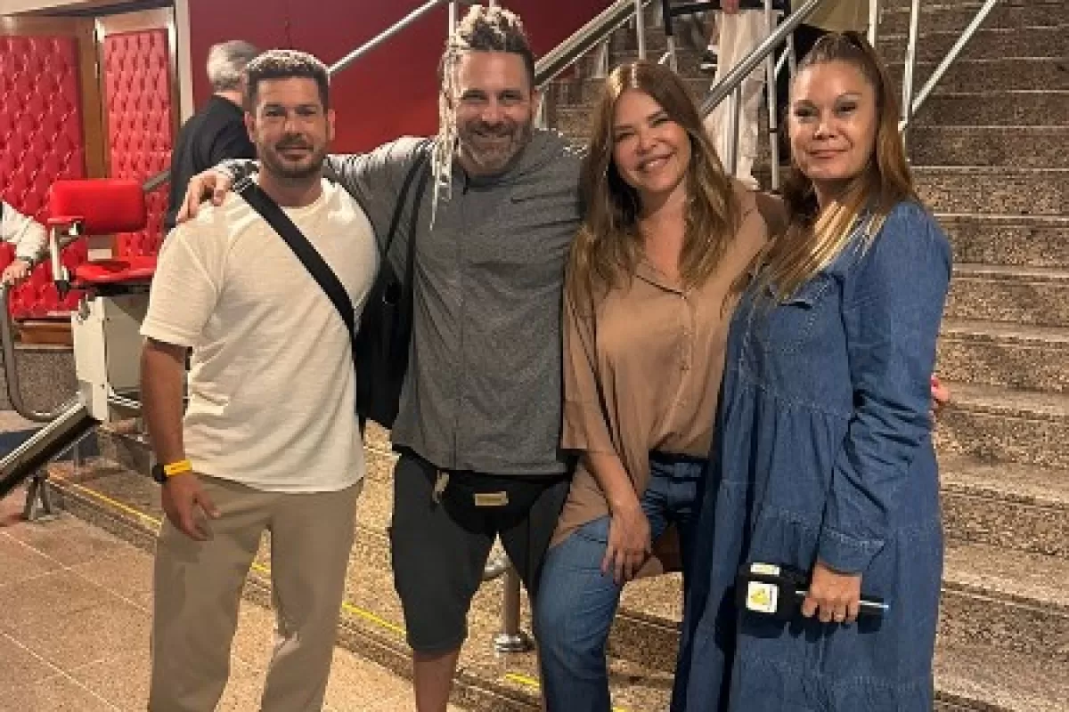 Suspendan la boda confirma su impacto emocional y humor&iacute;stico en el p&uacute;blico de Carlos Paz