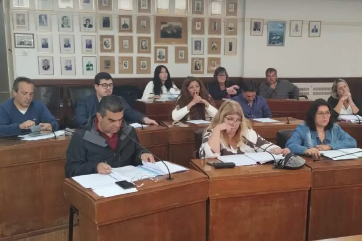 Con votos divididos, en Mar Chiquita avanz&oacute; la ordenanza que habilita declarar edificaciones informales