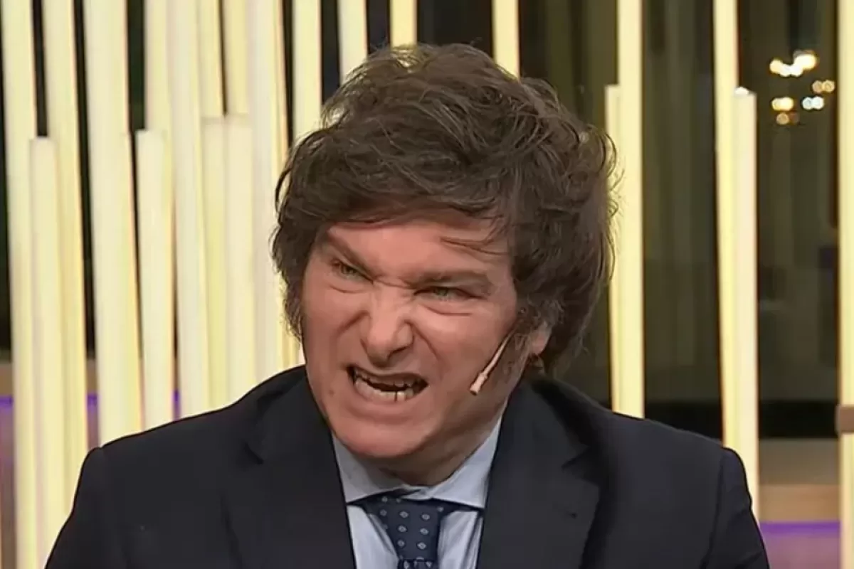 Denuncian que Javier Milei habr&iacute;a expuesto datos sobre su seguridad en charlas privadas difundidas p&uacute;blicamente
