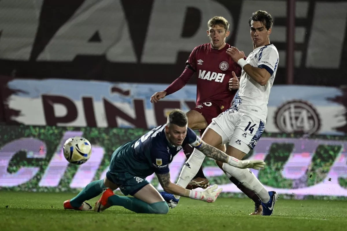 VIDEO | Lanús venció 1-0 a Talleres y lo complicó en la lucha por la permanencia