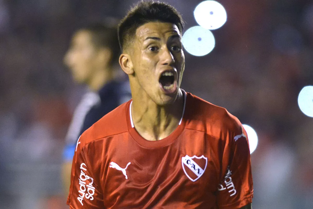 Independiente hizo oficial el regreso de Maxi Meza: "Ya estoy en casa"