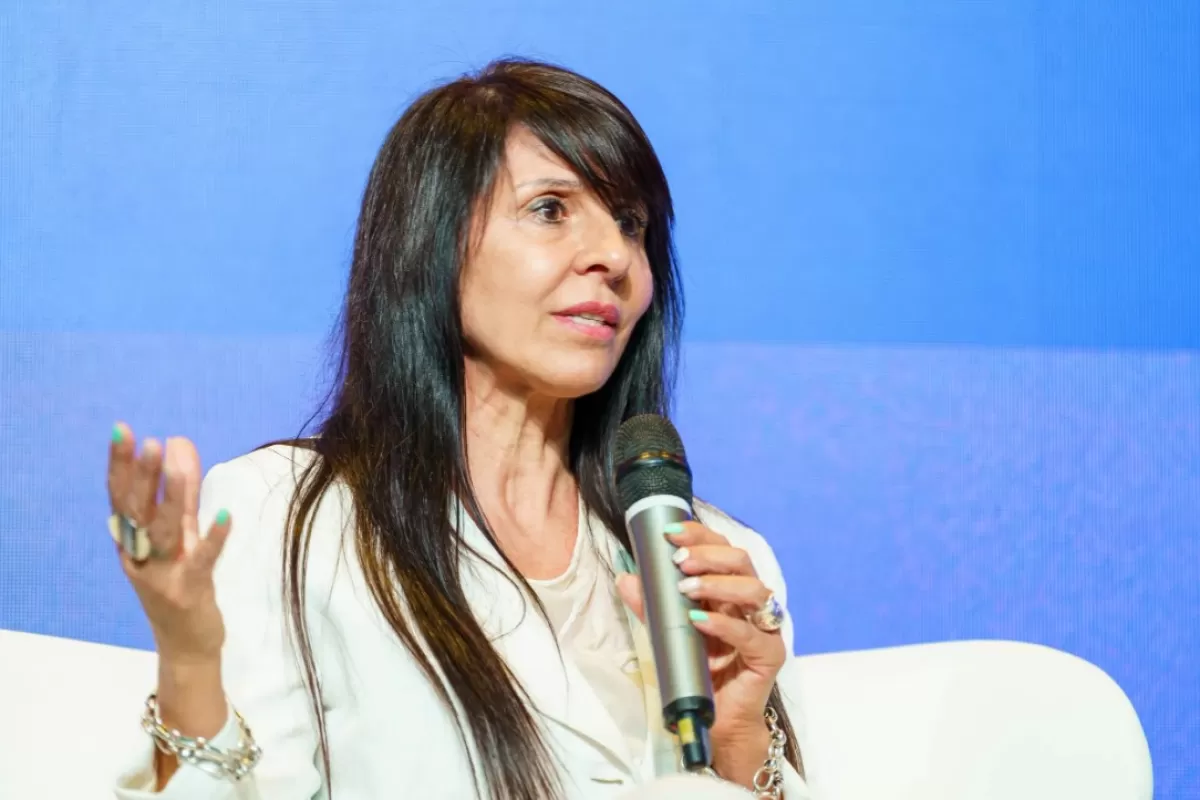 La situación de Lorena Villaverde se agrava tras demandas por jornadas extenuantes y tareas fuera de convenio