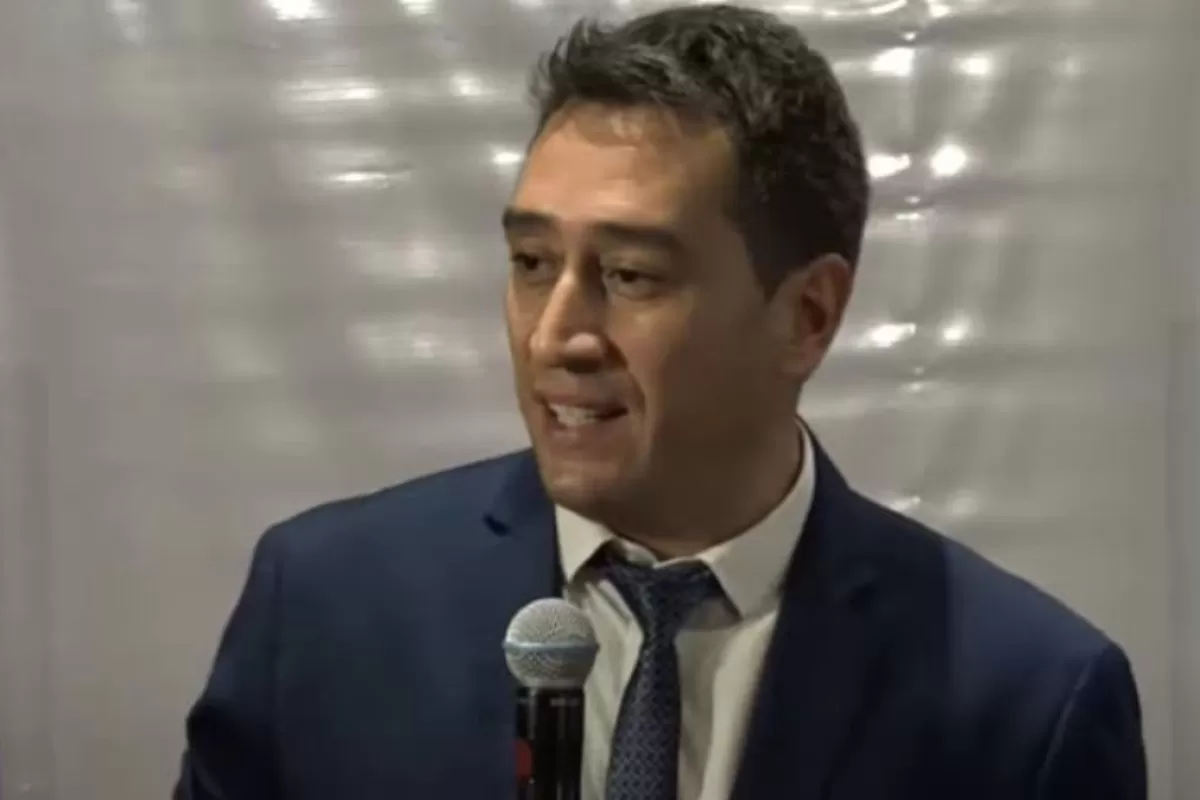 La gesti&oacute;n de Marcos Castro en el ojo de la tormenta por un contrato de 30 millones en R&iacute;o Negro