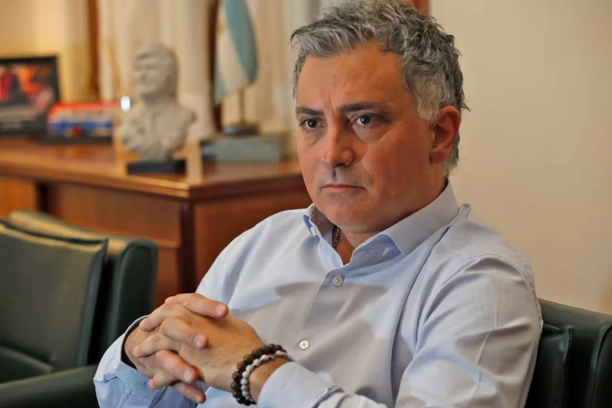 Sebastián Pareja, en la mira por no informar sobre el uso de fondos públicos