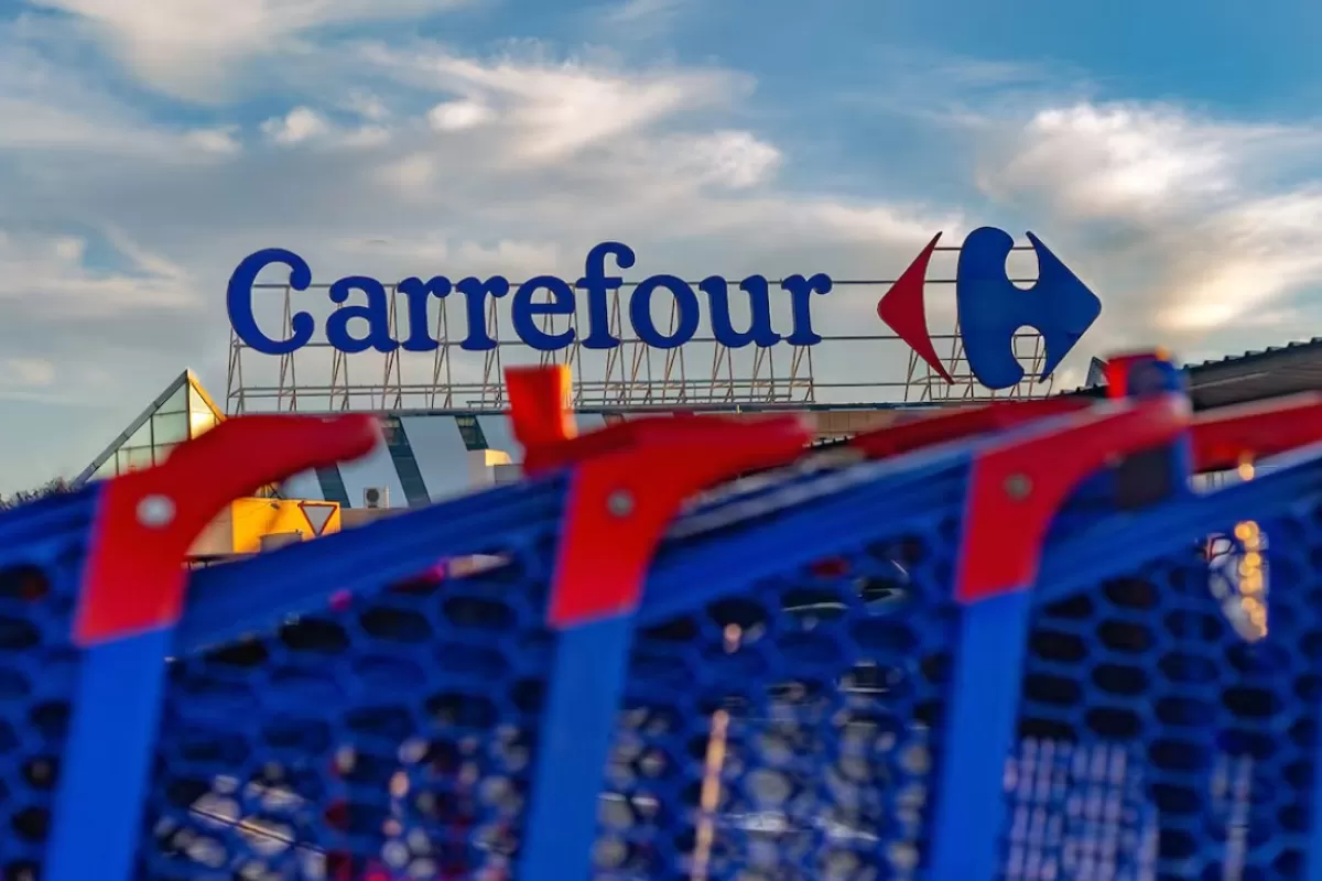 Un reclamo atribuido a Carrefour pas&oacute; de 28.000 de pesos a 405.528 de pesos mientras el cliente no us&oacute; la tarjeta