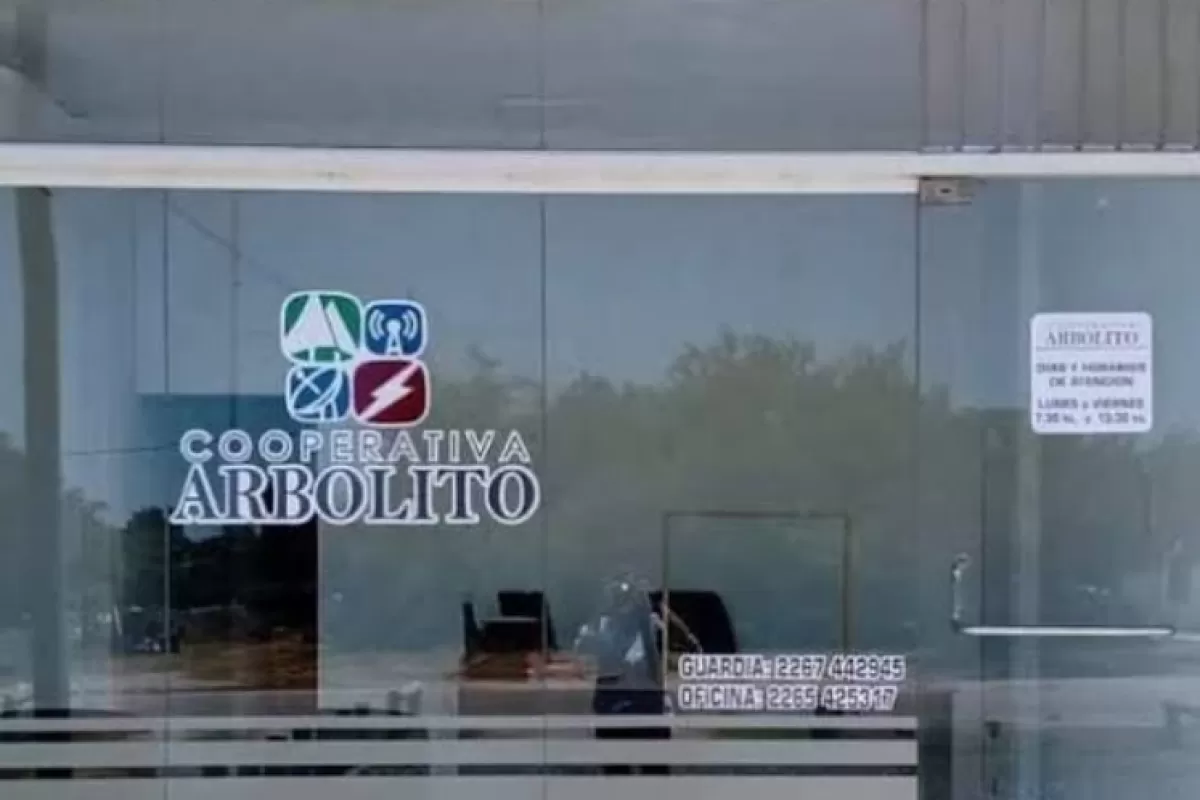 Vecinos de Mar Chiquita apuntan al poder municipal y reclaman recuperar el control de Arbolito