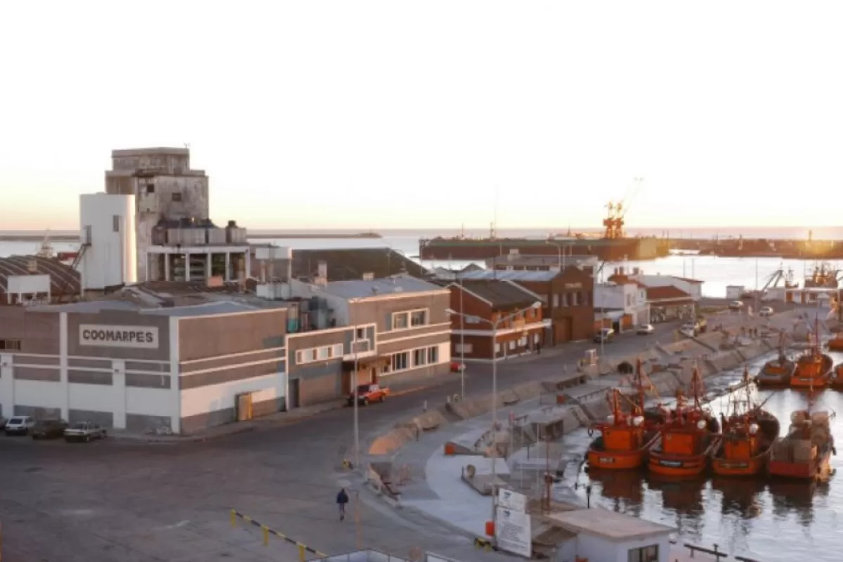 Entre explosiones ocultas y metales en sangre, crece la presi&oacute;n sobre Mar del Plata por el desastre del puerto