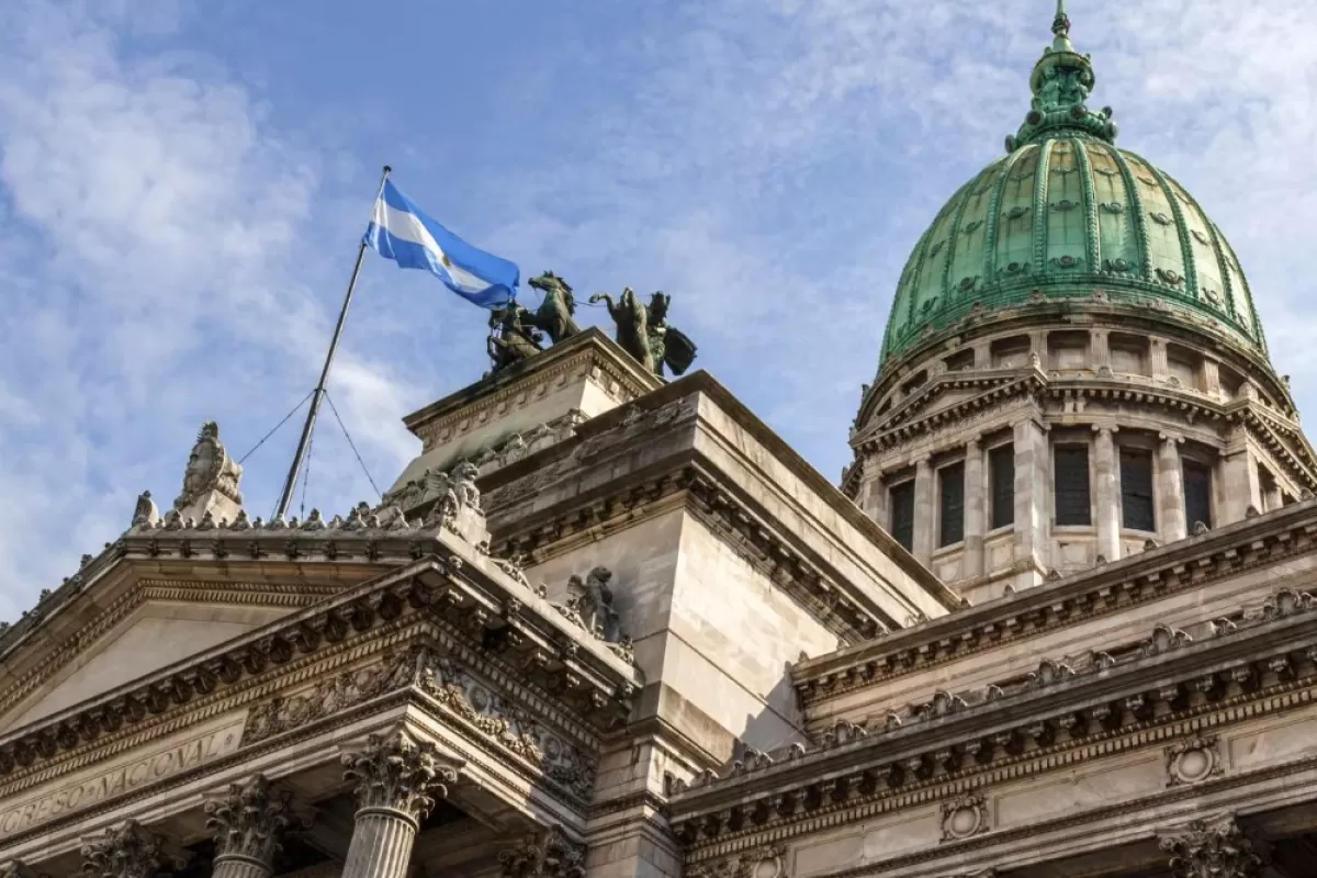 Proponen poner un l&iacute;mite de cinco viviendas a grandes fondos y obligarlos a desprenderse de propiedades