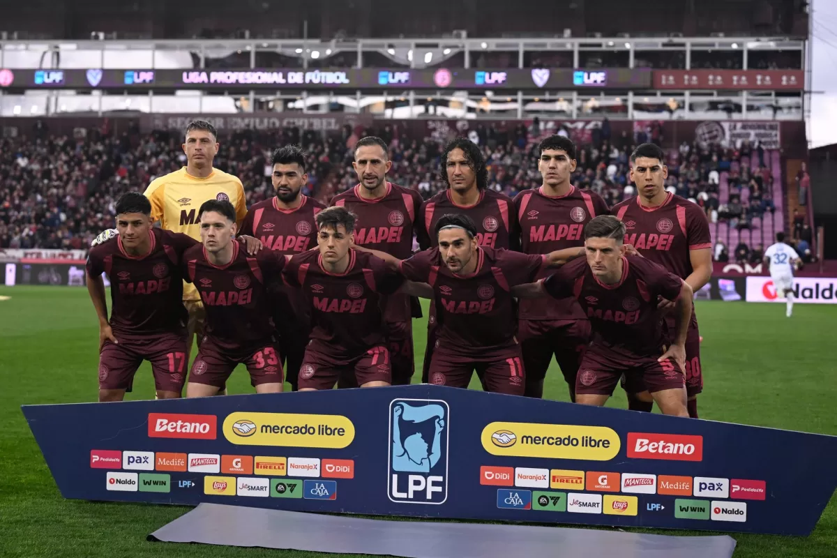 VIDEO | Lan&uacute;s derrot&oacute; a V&eacute;lez y se qued&oacute; con tres puntos clave en La Fortaleza