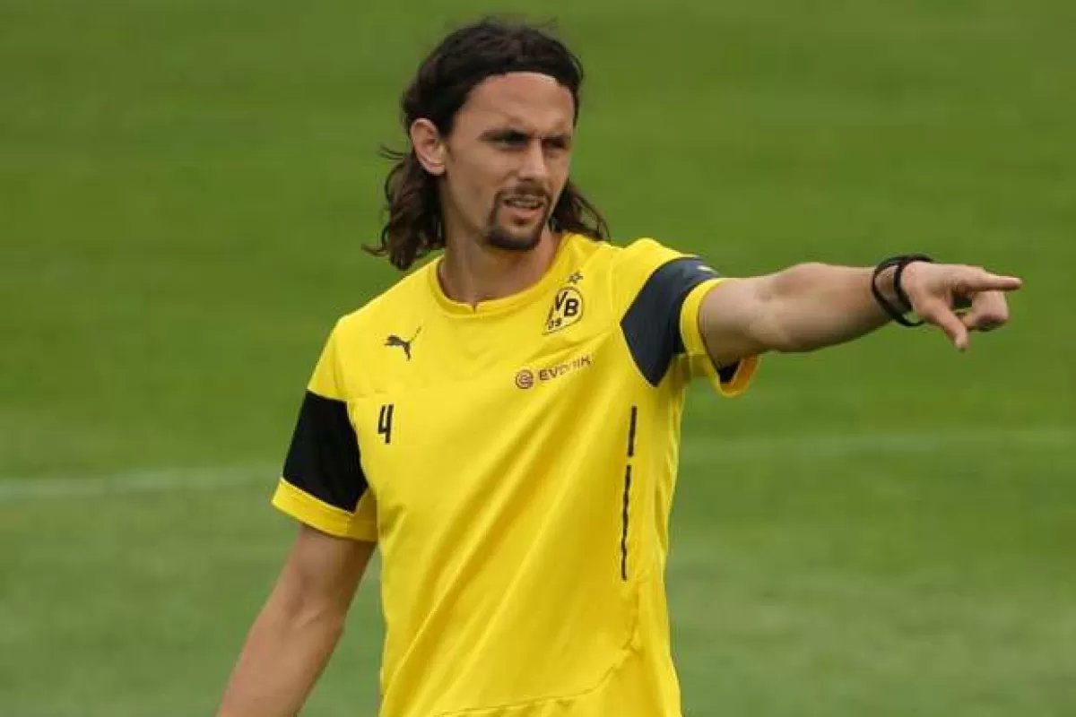 Neven Subotic qued&oacute; al borde de la quiebra tras donar millones para obras humanitarias en &Aacute;frica