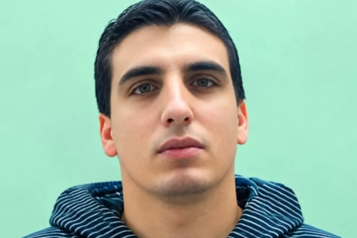 Un exfutbolista condenado lleva casi seis a&ntilde;os escapando de la Justicia en Bah&iacute;a Blanca