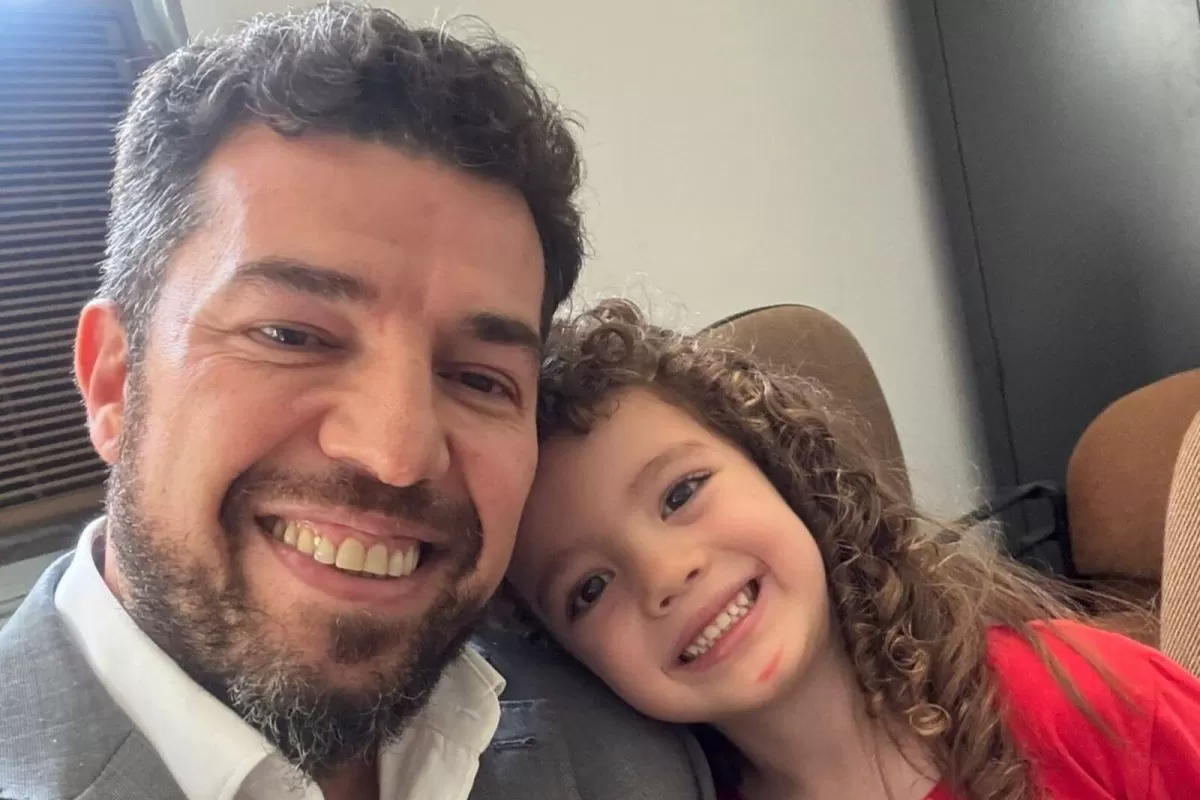 Condenada por impedir el contacto con su hijo: la Justicia desmiente la versión mediática sobre Sabio