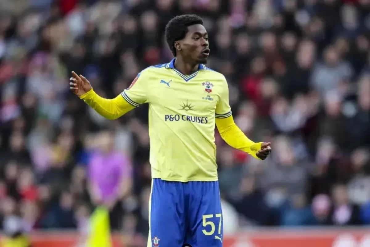 Sufianu Sillah Dibaga debut&oacute; en la FA Cup con el Southampton FC