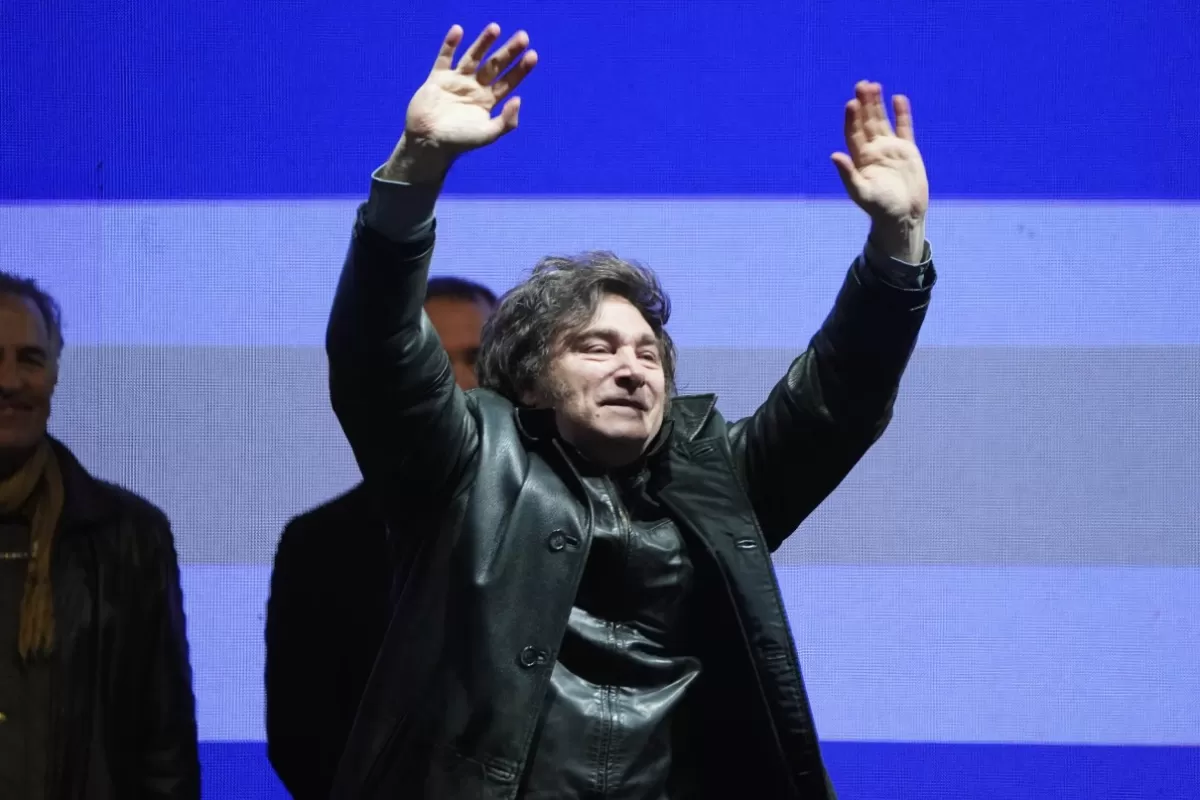 Leandro Zdero se juega su futuro político al alinearse con Karina y Javier Milei