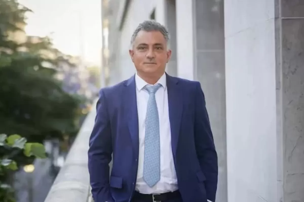 Sebasti&aacute;n Pareja avanza con causas contra militantes digitales y escala el choque con Las Fuerzas del Cielo