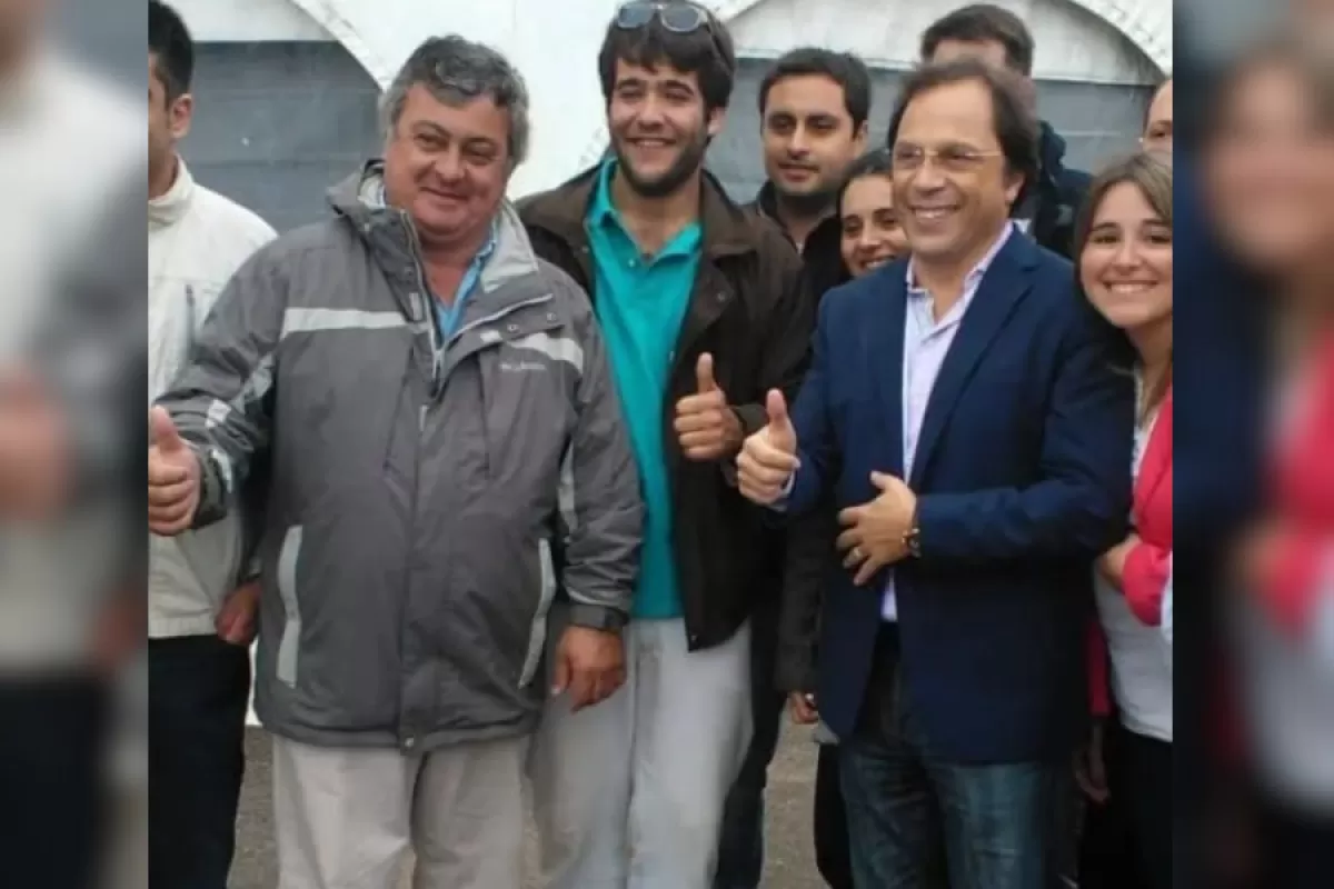 Polémica en Mercedes por referentes libertarios con pasado K