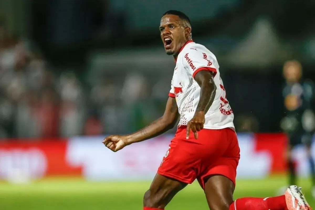 VIDEO | Castigo ejemplar para Gustavo Marques por comentarios sexistas contra la &aacute;rbitra Daiane Muniz