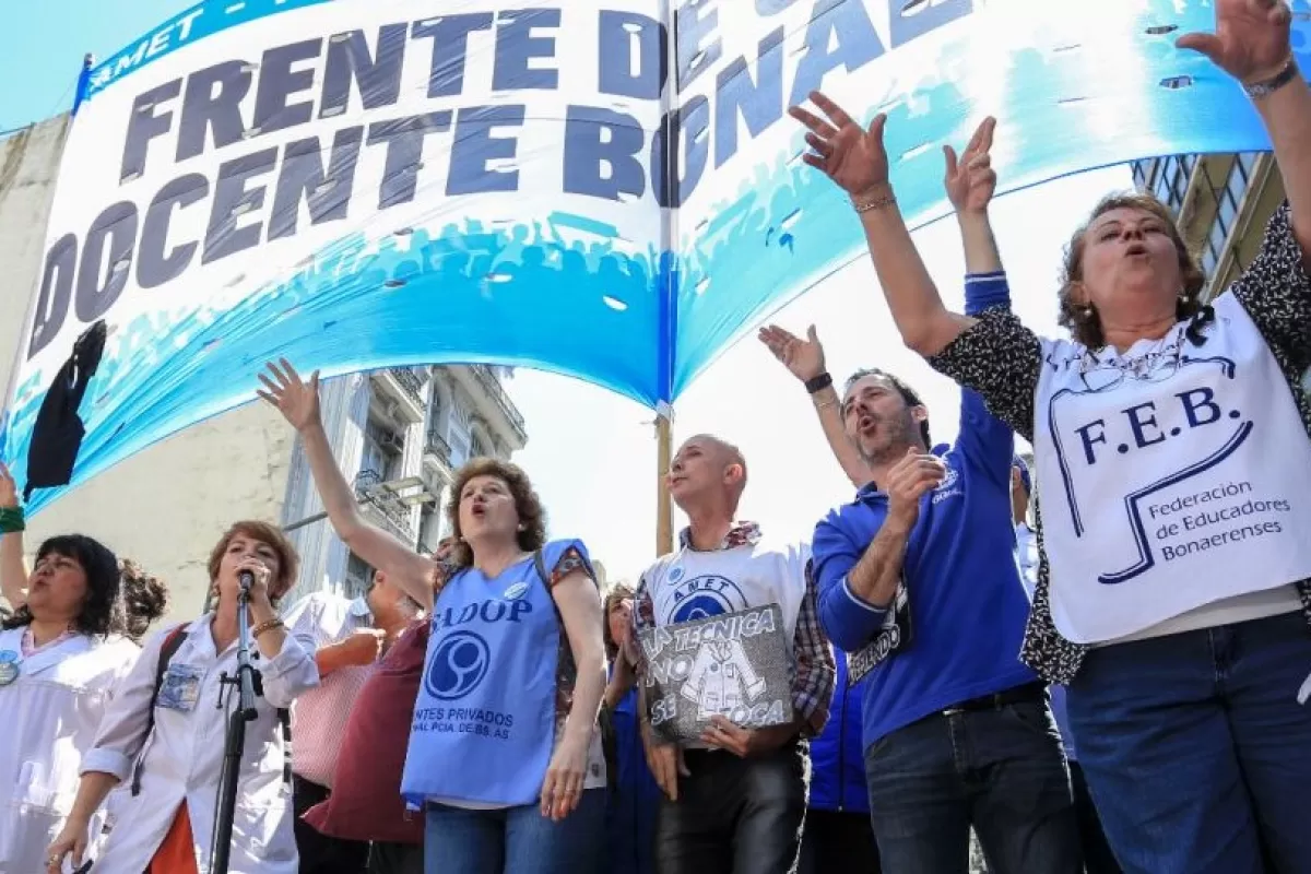 Entre peleas y desautorizaci&oacute;n, Docentes bonaerenses describen un escenario cada vez m&aacute;s dif&iacute;cil de sostener