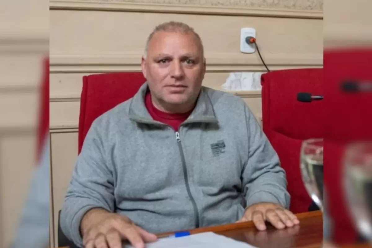 Una deuda de cinco alquileres y una audiencia ca&iacute;da complican a Panno dentro de la estructura pol&iacute;tica de Campana