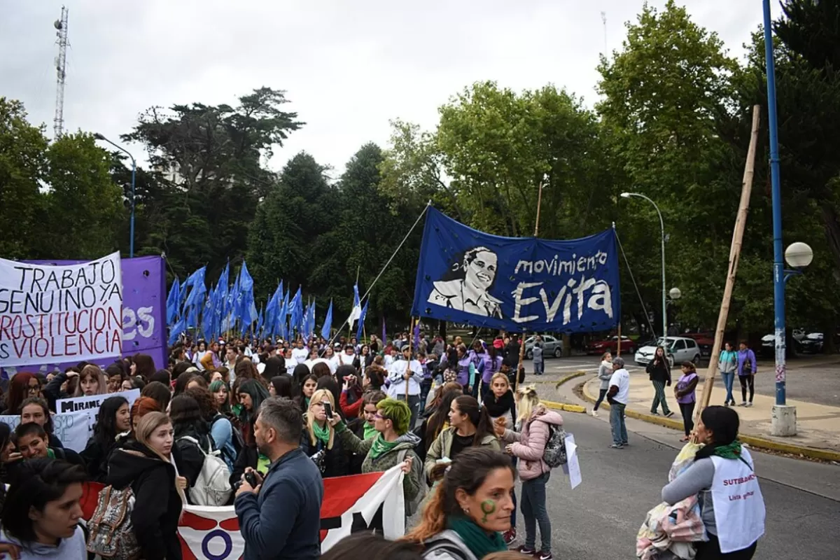 Protestas y amenazas profundizan la interna del peronismo en Jos&eacute; C. Paz tras el cambio de mando municipal