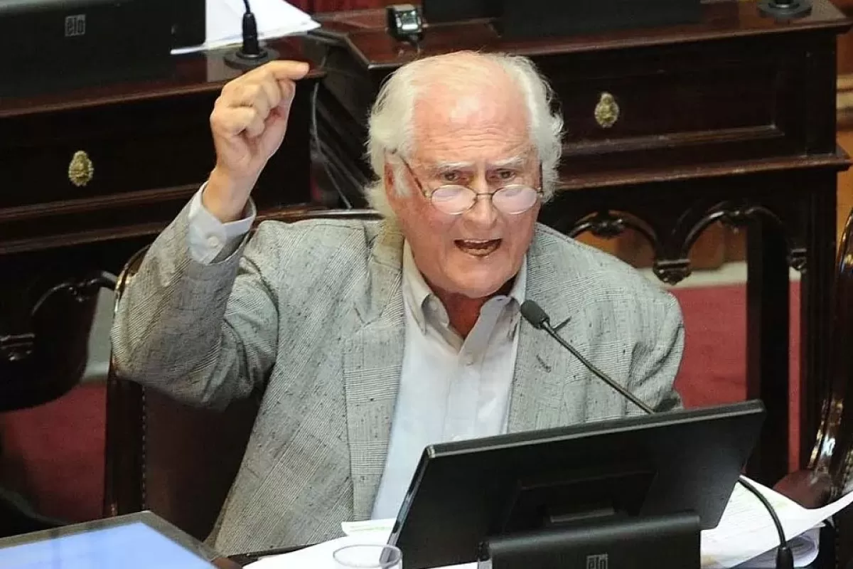 En Buenos Aires, militantes del Proyecto Sur bonaerense hablan de vaciamiento del partido que fund&oacute; Pino Solanas