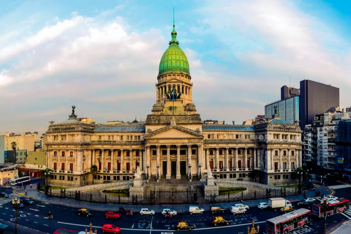 Crecen las cr&iacute;ticas por proyectos que, seg&uacute;n denuncian, podr&iacute;an alterar el funcionamiento institucional argentino