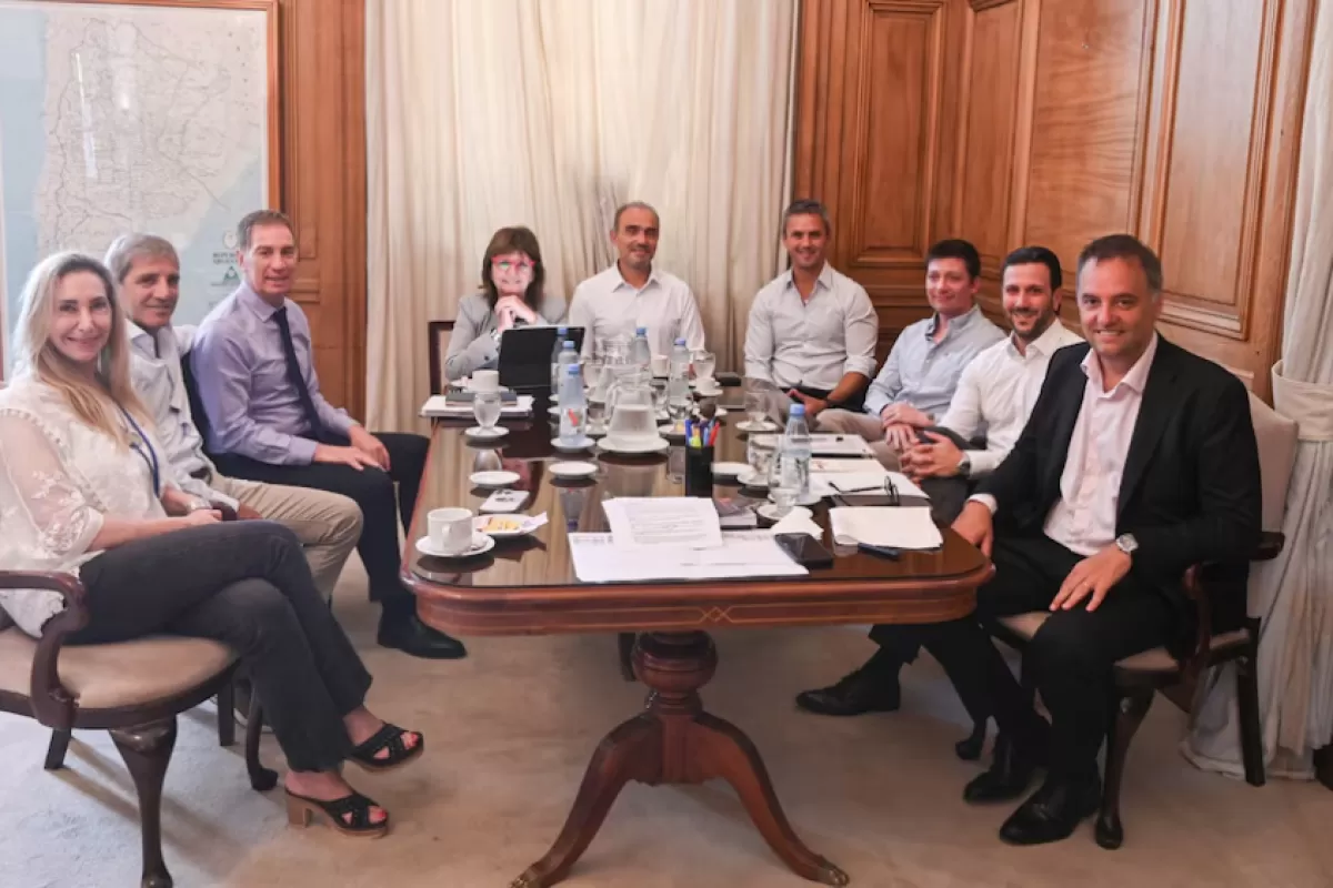 El Gobierno retira el art&iacute;culo sobre licencias m&eacute;dicas para destrabar la reforma laboral