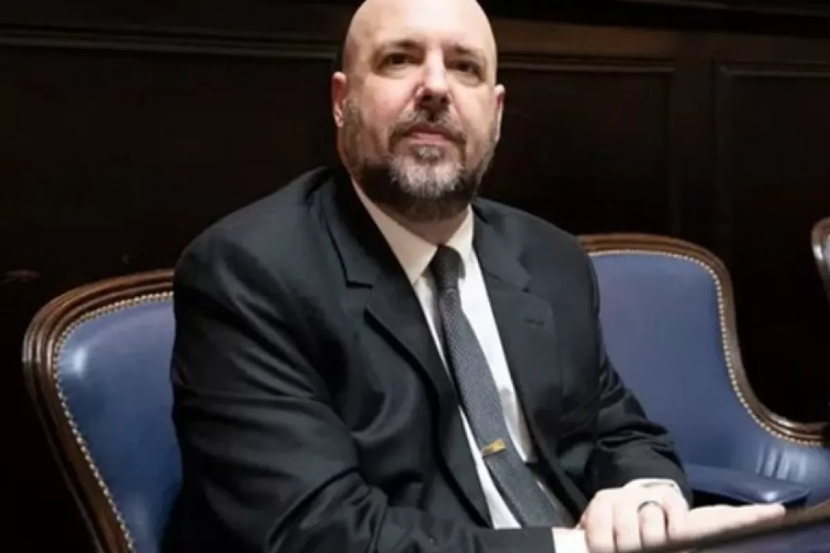 Un libertario toma 145 mil d&oacute;lares del Naci&oacute;n y pone en jaque el relato contra la &ldquo;casta&rdquo;