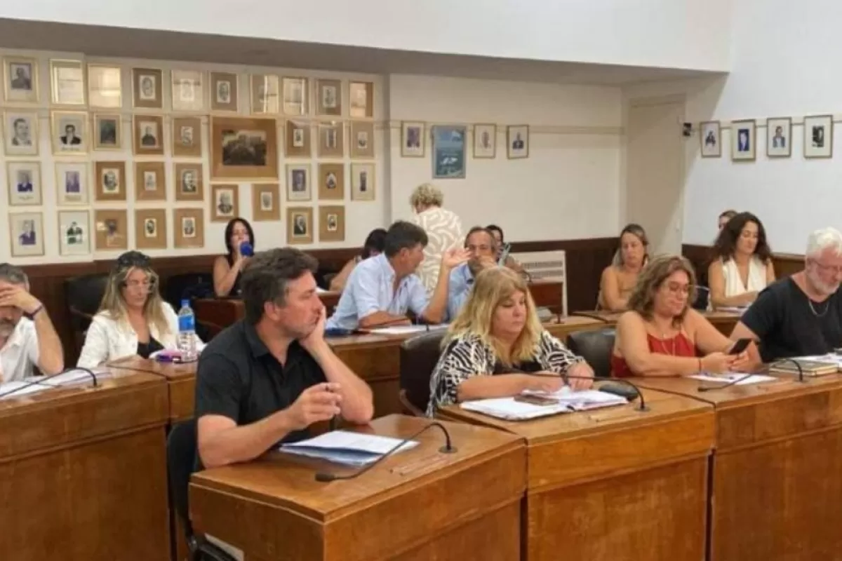 Con el foco puesto en Mar Chiquita, los concejales avanzar&aacute;n con el Presupuesto 2026 y la renuncia de Gonz&aacute;lez