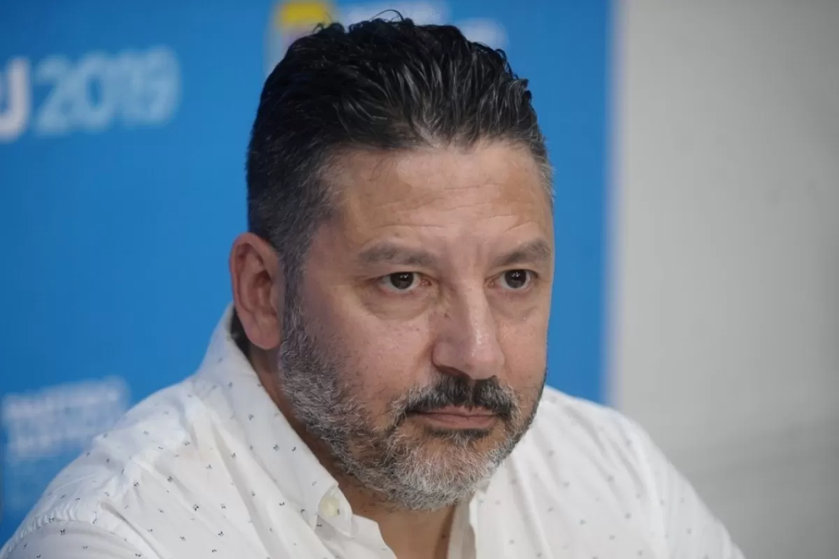 La Universidad del Oeste queda cada vez m&aacute;s alineada con el poder de Merlo bajo la &oacute;rbita de Men&eacute;ndez