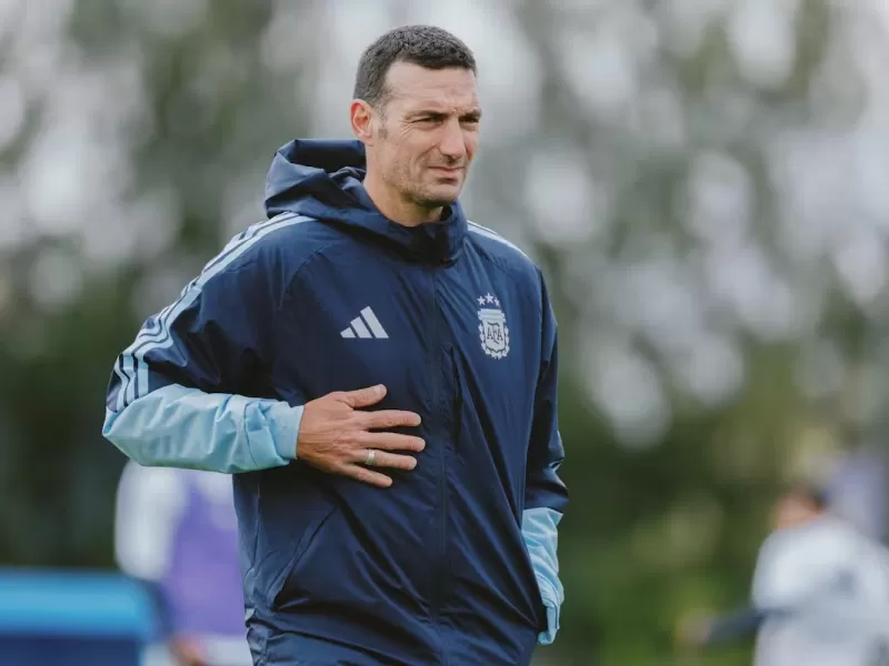 Lionel Scaloni est&aacute; cerca de renovar con Argentina y podr&iacute;a dirigir hasta el Mundial 2030