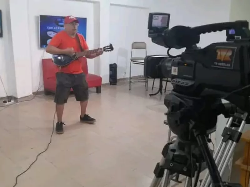 El cantante Javi Ag&uuml;ero impulsa su carrera con el estreno de &ldquo;Casita Blanca&rdquo; y nuevos shows en vivo