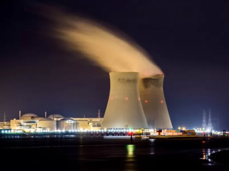 INVAP enfrenta en R&iacute;o Negro un fuerte reclamo por los acuerdos que rodean al reactor ACR-300 de Milei