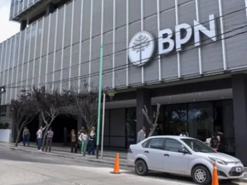 Tres localidades de R&iacute;o Negro podr&iacute;an quedarse sin dependencias del BPN y crece el reclamo pol&iacute;tico