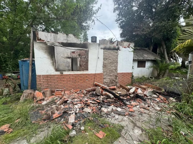 Con combustible y la patente tapada: el brutal atentado denunciado en Ca&ntilde;uelas que pudo terminar en tragedia
