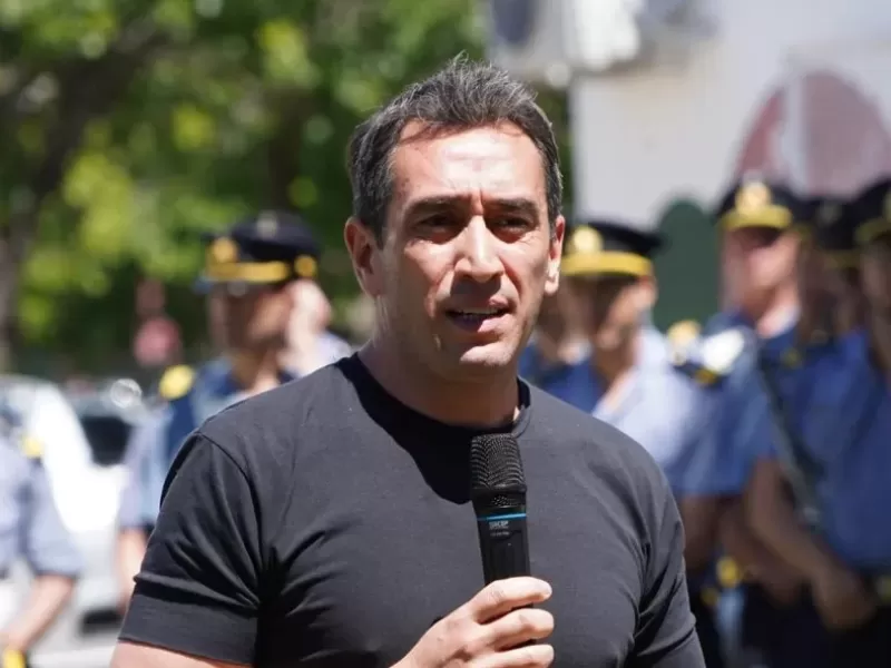Una denuncia contra Castro agrava en R&iacute;o Negro el esc&aacute;ndalo por la empresa de su cu&ntilde;ado y golpea su gesti&oacute;n